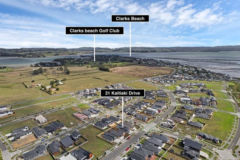 Photo of property in 31 Kaitiaki Drive, Clarks Beach, 2122