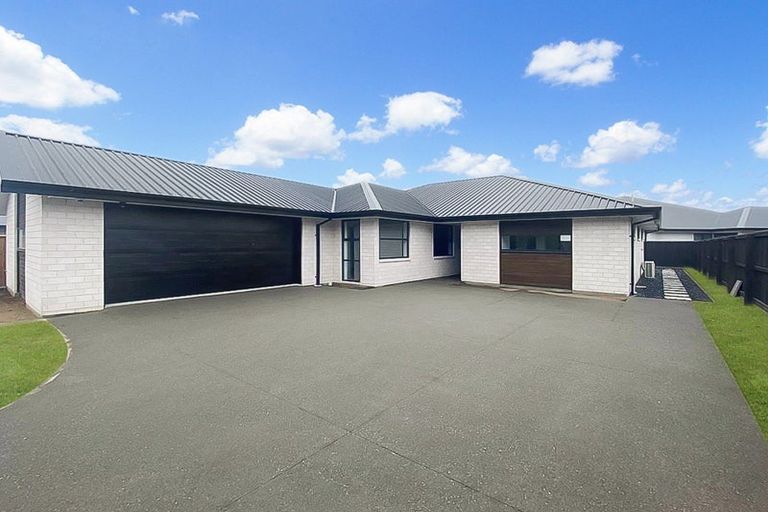 Photo of property in 900 Cashmere Road, Halswell, Christchurch, 8025