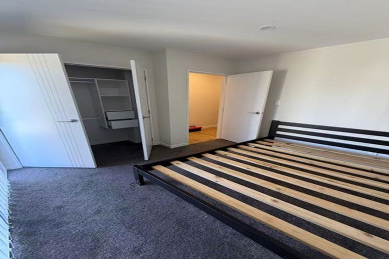 Photo of property in 309 Don Buck Road, Massey, Auckland, 0614