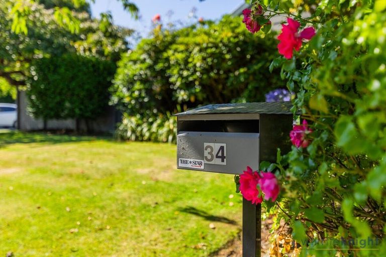 Photo of property in 34 Strathean Avenue, Avonhead, Christchurch, 8042