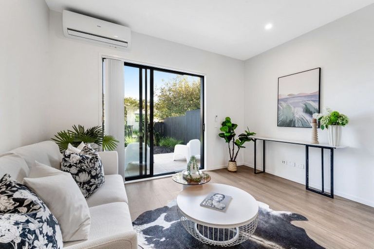 Photo of property in 6/47a Huntington Drive, Huntington Park, Auckland, 2013