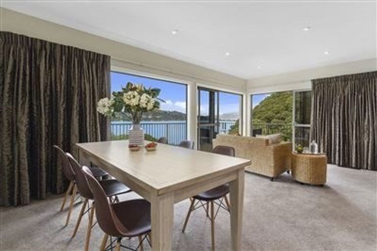 Photo of property in 43 Pendennis Point, Camborne, Porirua, 5026
