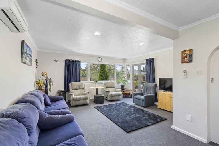Photo of property in 9 Nyoli Street, Northcote, Christchurch, 8052