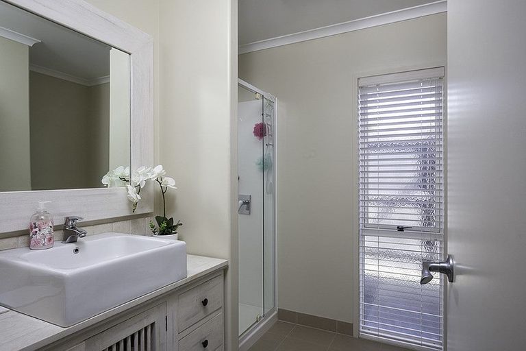 Photo of property in 1/18 The Glade, Papamoa Beach, Papamoa, 3118