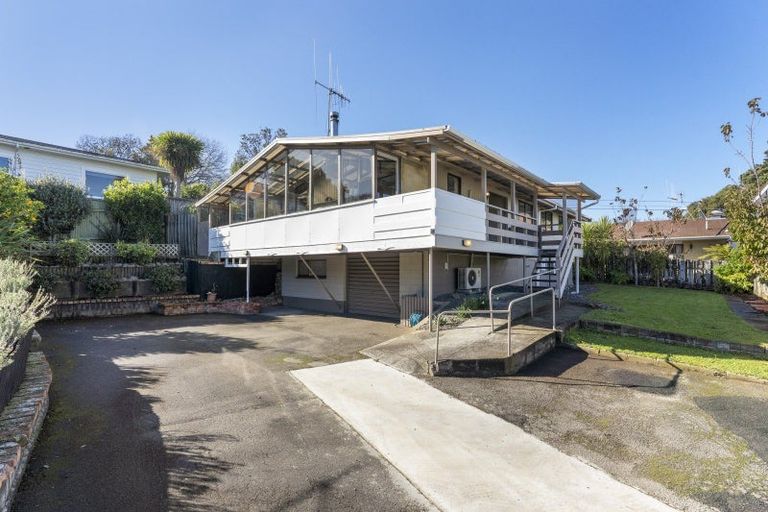 Photo of property in 3 Smart Terrace, Saint Johns Hill, Whanganui, 4500