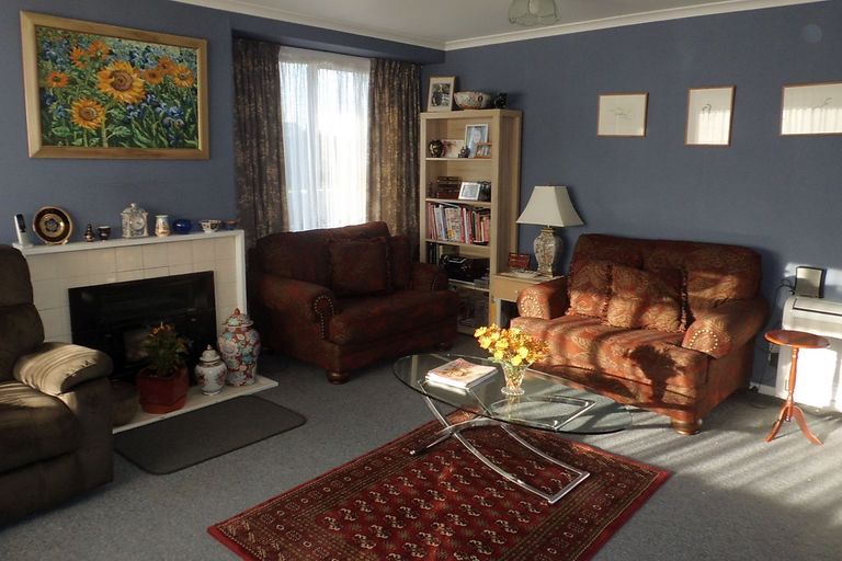 Photo of property in 10 Studholme Street, Temuka, 7920