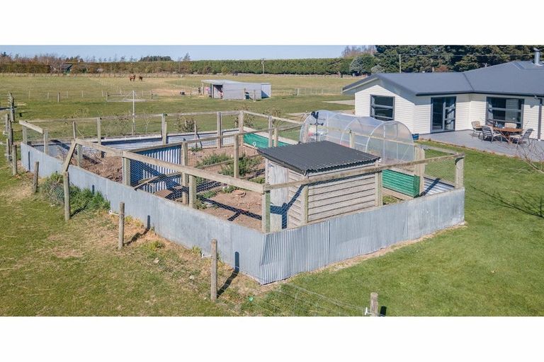 Photo of property in 2612 Wards Road, Darfield, 7571