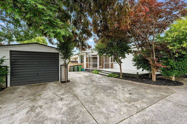 Photo of property in 60 Southsea Crescent, Silverdale, Hamilton, 3216