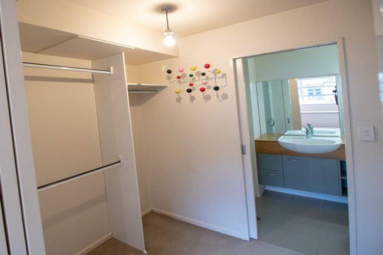 Photo of property in Elizabeth Street Chapel, 5/6 Elizabeth Street, Mount Victoria, Wellington, 6011