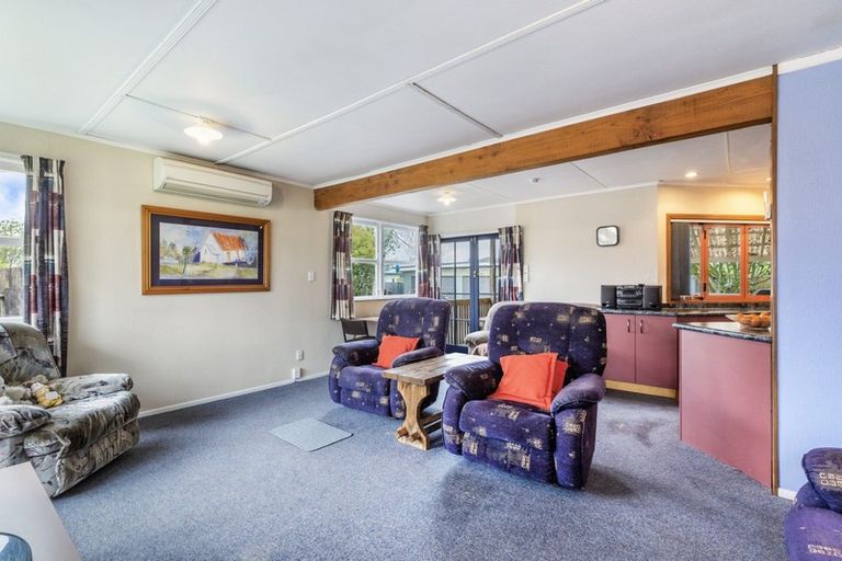 Photo of property in 52 Te Rangitautahanga Road, Turangi, 3334