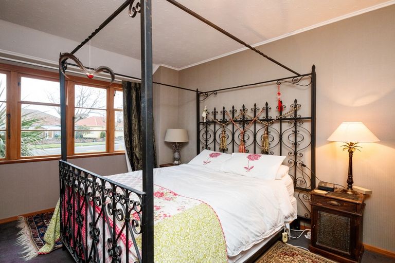 Photo of property in 32 Rangiora Avenue, Roslyn, Palmerston North, 4414