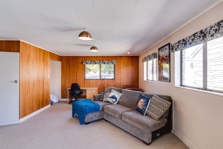 Photo of property in 25 Mckeefry Avenue, Greenmeadows, Napier, 4112