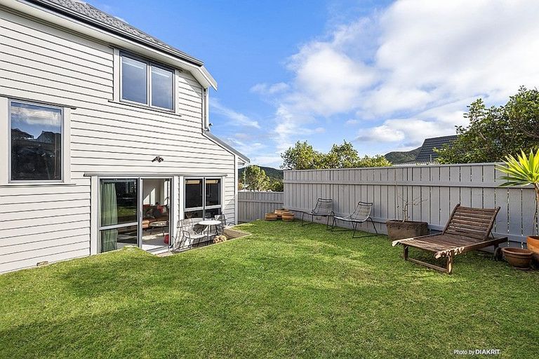 Photo of property in 55 Woodhouse Avenue, Karori, Wellington, 6012