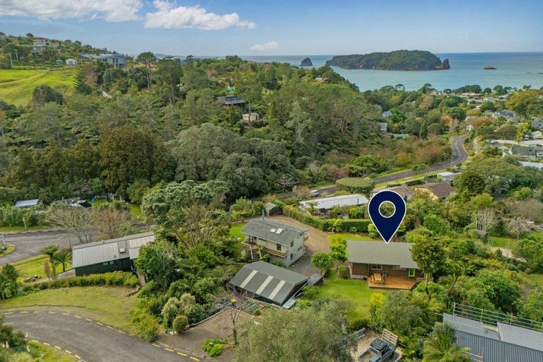 Photo of property in 3 Patricia Place, Hahei, Whitianga, 3591