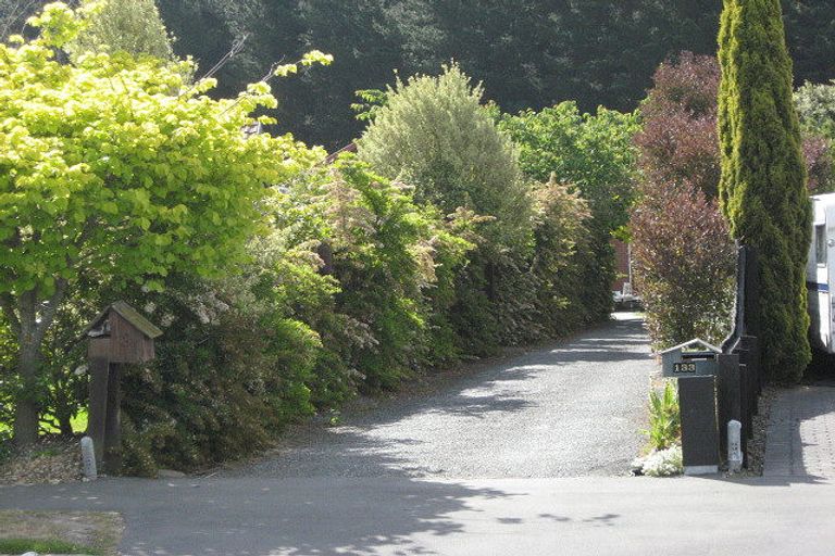 Photo of property in 133 Royal Park Drive, Parklands, Christchurch, 8083