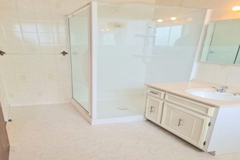 Photo of property in 27 Cortina Avenue, Johnsonville, Wellington, 6037