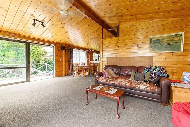 Photo of property in 3 Cantua Close, Totara Heights, Auckland, 2105