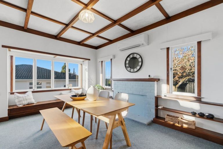 Photo of property in 12 Hillcrest Road, Hillcrest, Hamilton, 3216