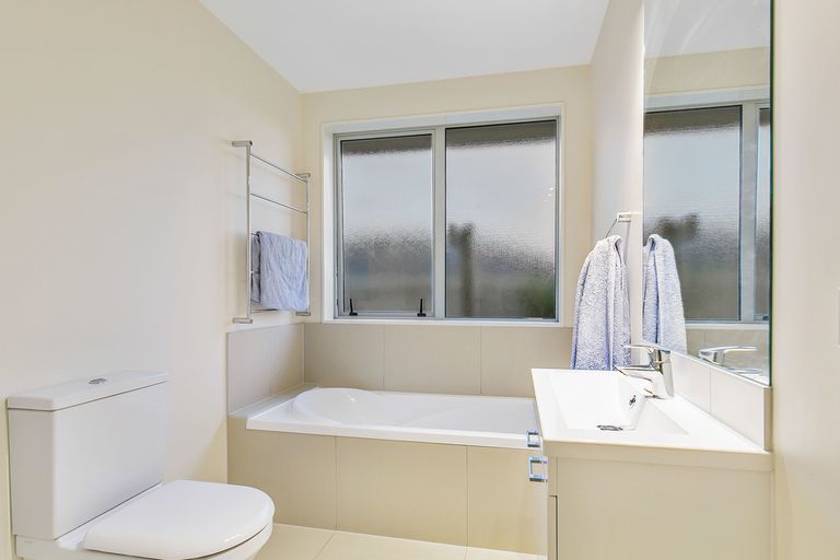 Photo of property in 26 Pyne Crescent, Pokeno, 2402