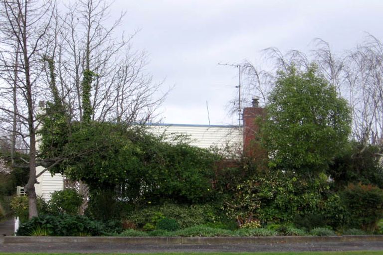 Photo of property in 14 Masters Crescent, Masterton, 5810