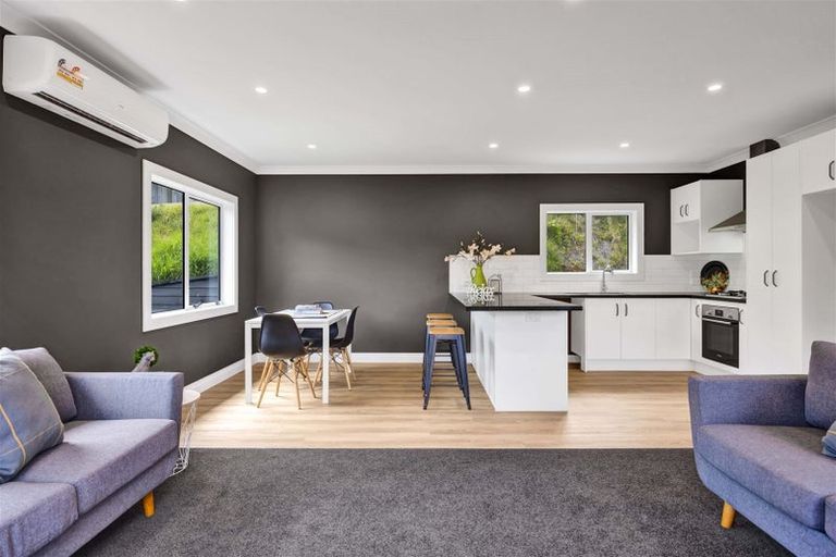 Photo of property in 23b Heta Road, Highlands Park, New Plymouth, 4312