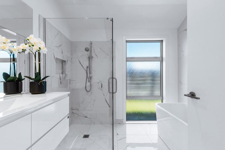 Photo of property in 15 Tai Road, Wharewaka, Taupo, 3330