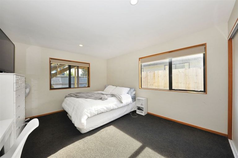 Photo of property in 74b Sinclair Street, New Brighton, Christchurch, 8083
