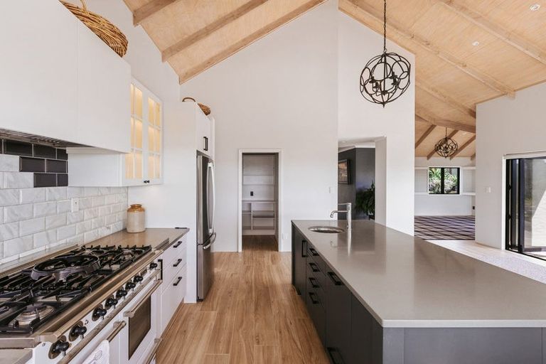 Photo of property in 81-83 Hamurana Road, Omokoroa, 3114