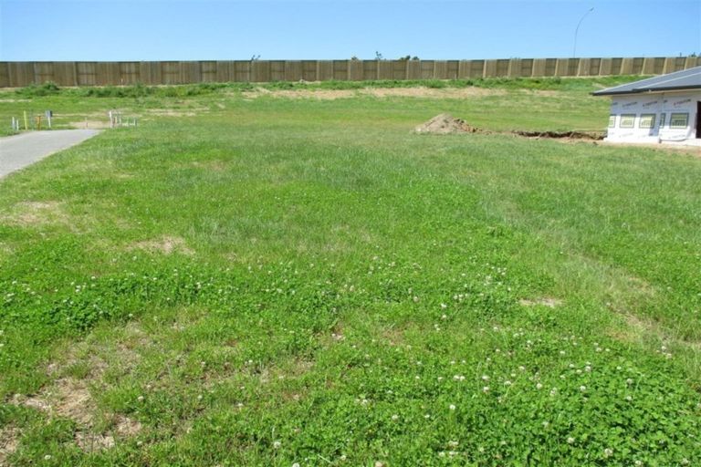 Photo of property in 21 Whakaturou Crescent, Pyes Pa, Tauranga, 3112