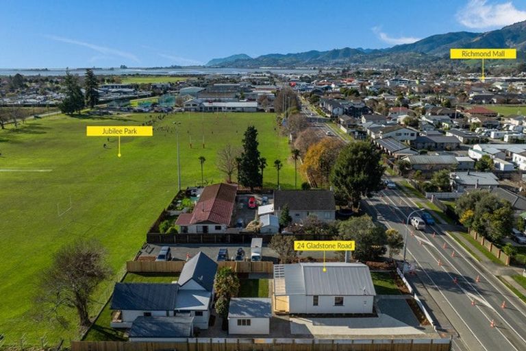 Photo of property in 24 Gladstone Road, Richmond, 7020
