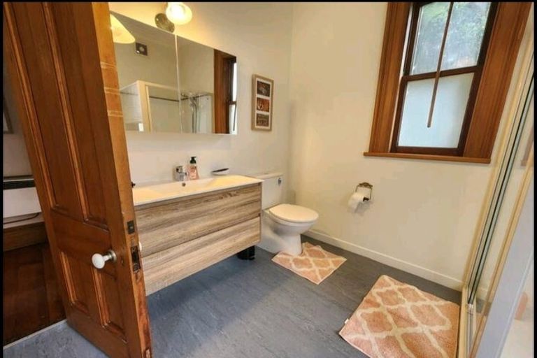 Photo of property in 221 Tinakori Road, Thorndon, Wellington, 6011