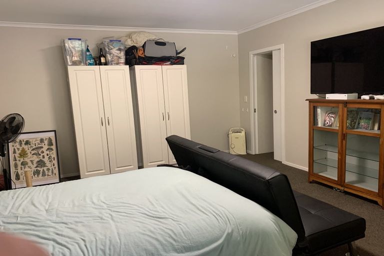 Photo of property in 12 Priestley Road, Bluff Hill, Napier, 4110