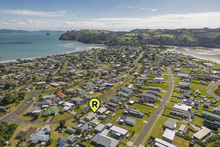 Photo of property in 23 Hawk Hill Crescent, Cooks Beach, Whitianga, 3591