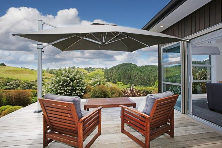 Photo of property in 12 Bridle Way, Hunua, Papakura, 2583