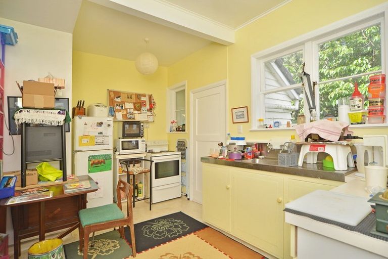 Photo of property in 46 Brandon Street, Featherston, 5710