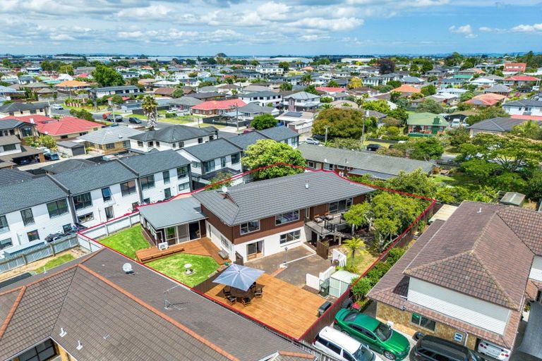 Photo of property in 33 Victoria Road, Papatoetoe, Auckland, 2025