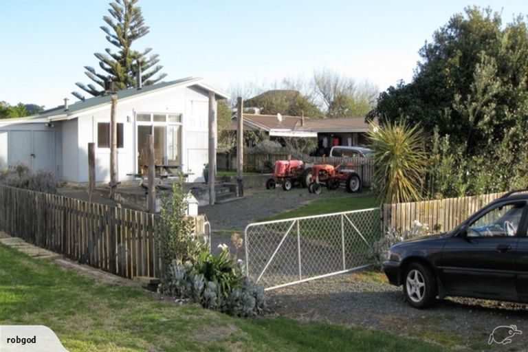 Photo of property in 10 Kuku Avenue, Mahia, Nuhaka, 4198