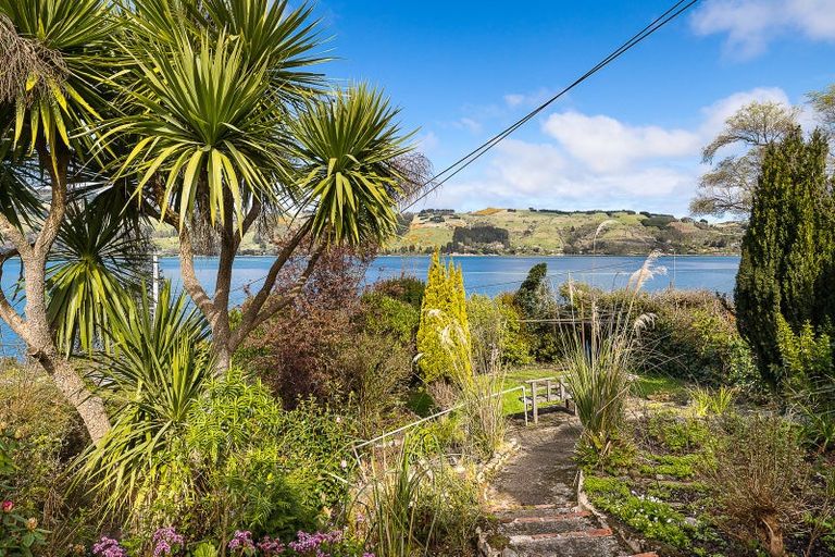 Photo of property in 331 Ravensbourne Road, Maia, Dunedin, 9022