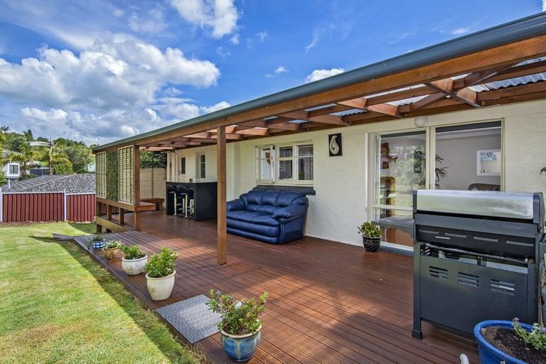 Photo of property in 15 Tarewa Road, Morningside, Whangarei, 0110