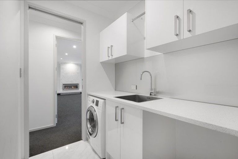 Photo of property in 18 Milano Boulevard, Karaka, Papakura, 2113