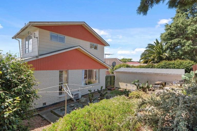 Photo of property in 2/132 Hay Street, Bromley, Christchurch, 8062