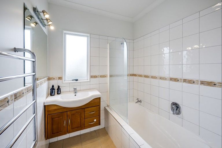 Photo of property in 307 Riverslea Road North, Parkvale, Hastings, 4122