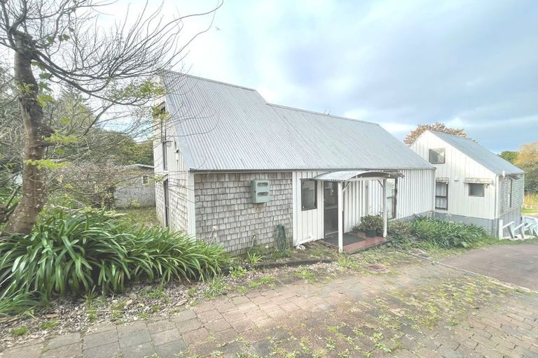 Photo of property in 2/10 Blockhouse Road, Avondale, Auckland, 1026
