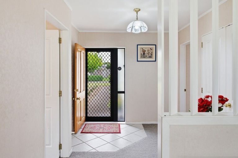 Photo of property in 9 Ashmore Place, Fairy Springs, Rotorua, 3015