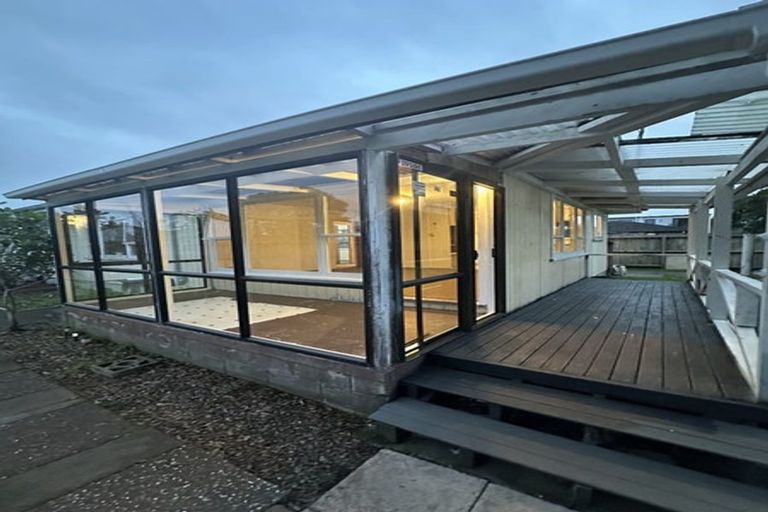 Photo of property in 4/39 Miro Street, New Lynn, Auckland, 0600