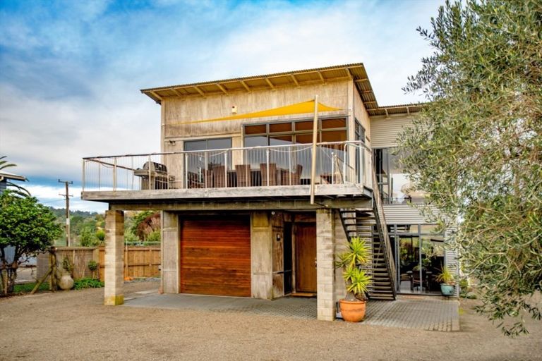 Photo of property in 132 Ohiwa Loop Road, Waiotahe, Opotiki, 3198