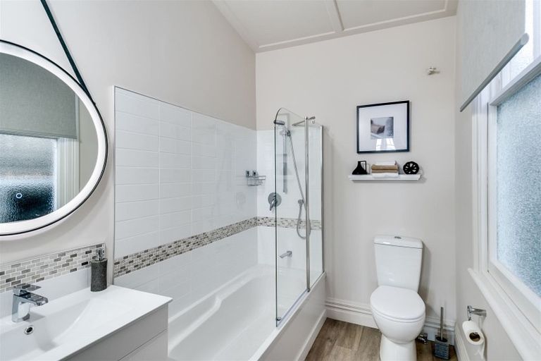 Photo of property in 30 Colenso Avenue, Hospital Hill, Napier, 4110