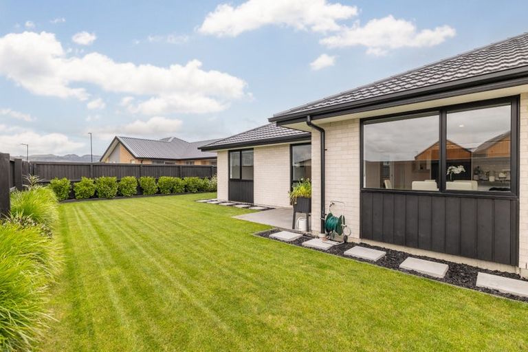 Photo of property in 64 Whitburn Avenue, Halswell, Christchurch, 8025