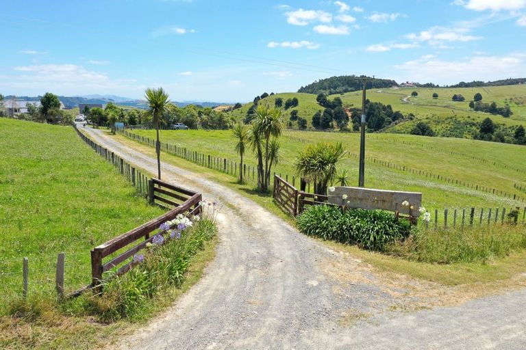 Photo of property in 579 Ormiston Road, Ruakaka, Waipu, 0582