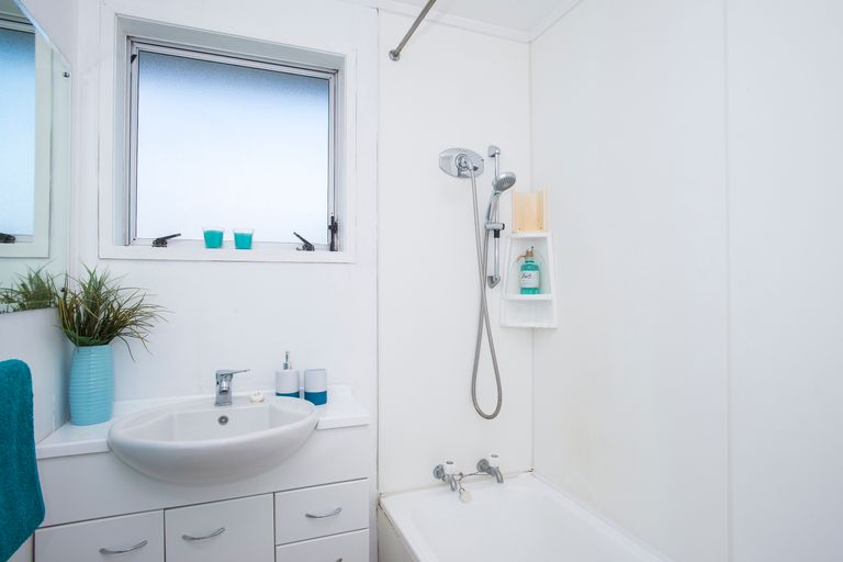 Photo of property in 10 Campbell Street, Mangapapa, Gisborne, 4010